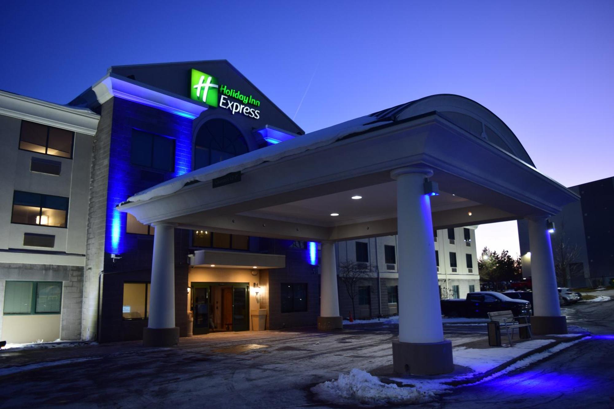 Holiday Inn Express Syracuse Airport By Ihg North Syracuse Εξωτερικό φωτογραφία