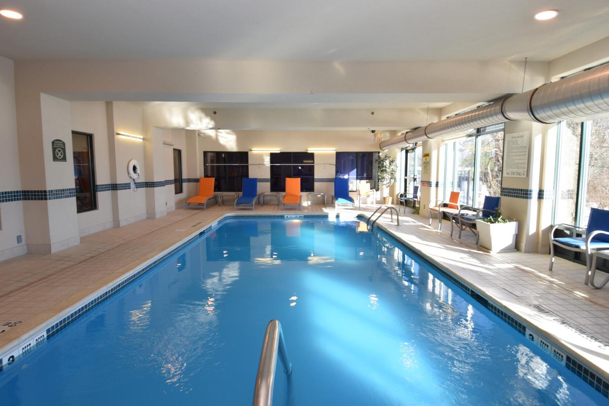Holiday Inn Express Syracuse Airport By Ihg North Syracuse Εξωτερικό φωτογραφία